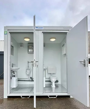Bloque Sanitario Doble 2,4 × 1,5 m – WC + Urinario Separados, Aislado y Listo para Usar – Contenedores LUGER INDUSTRIAL (imagen 3)
